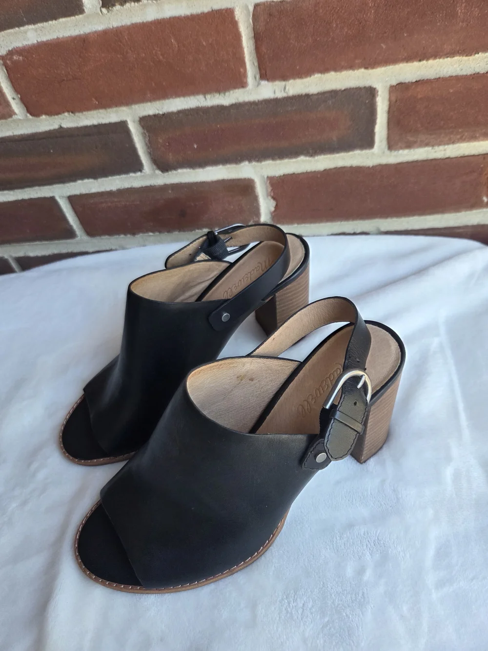 Madewell Black Leather Open-Toe Buckle Slide Heels